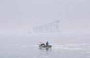 Fishing with Rig in the Mist